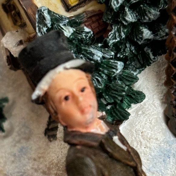 Santa sleigh snow globe by kirkland revolving outter globe vintage? - FLAWS - Picture 17 of 17